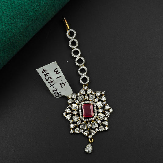 17577 GJ MaangTika Start Design Red Square Stone