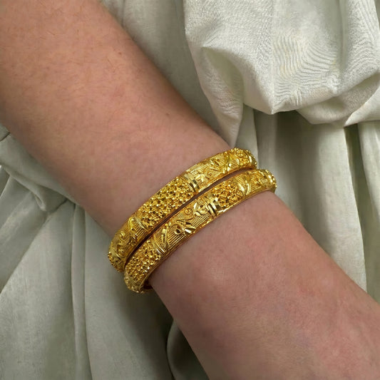 1810 Gold polish 2 pcs broad bangle