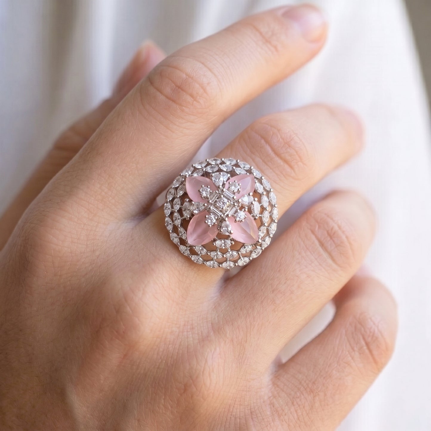 20698 / 16444 platinum pink finger ring