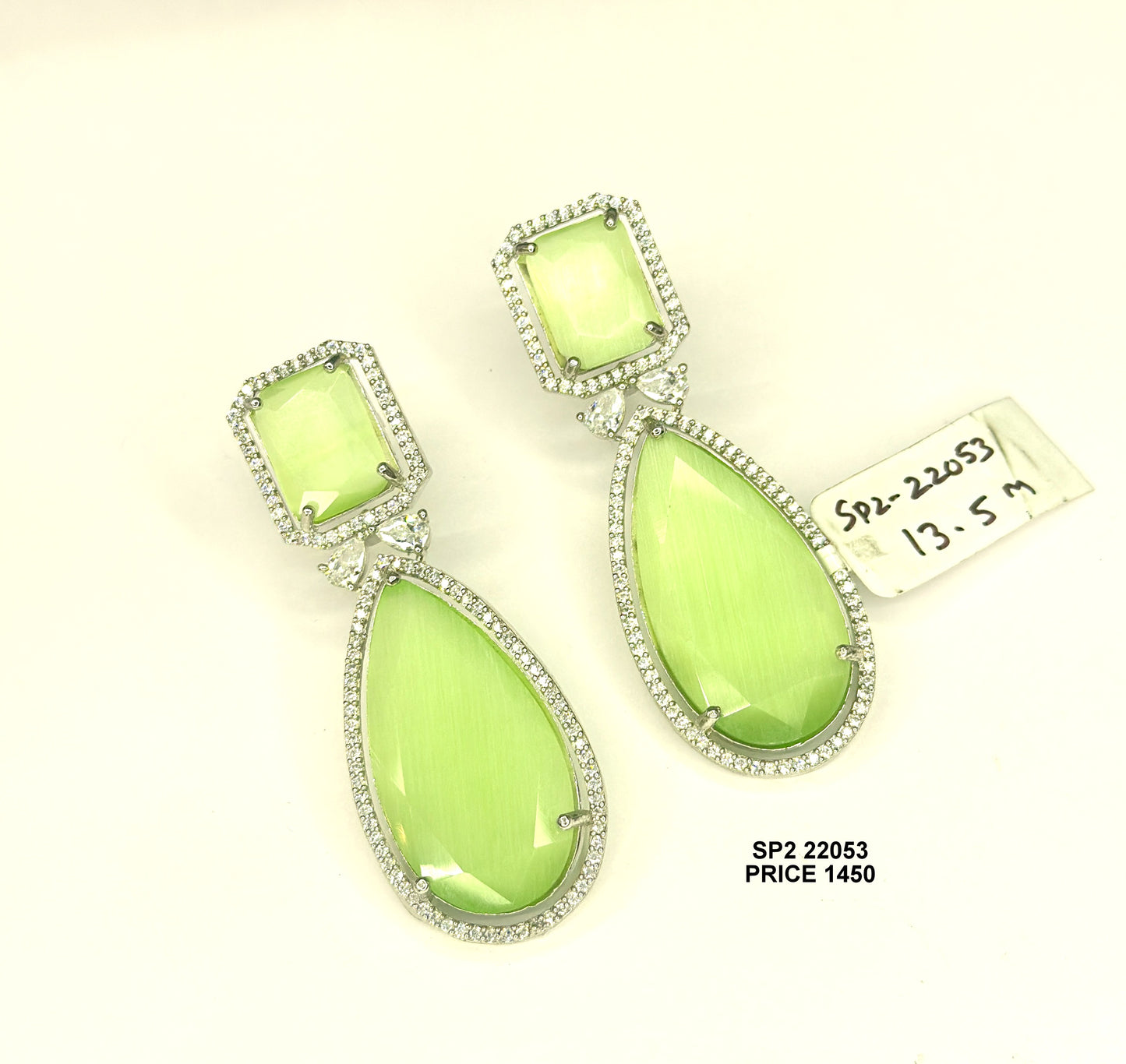 22050 platinum fancy earring