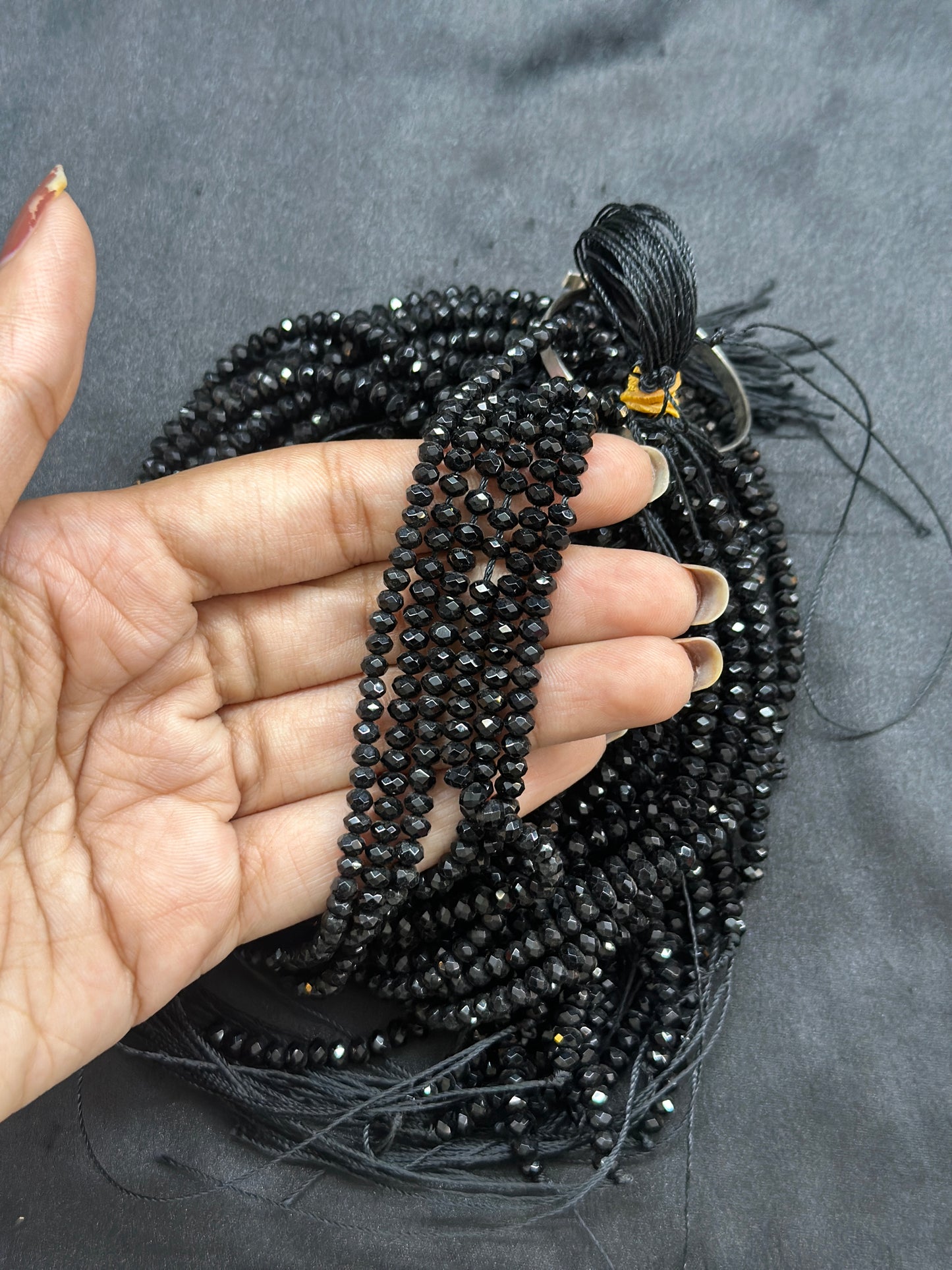 Black onex beads per line