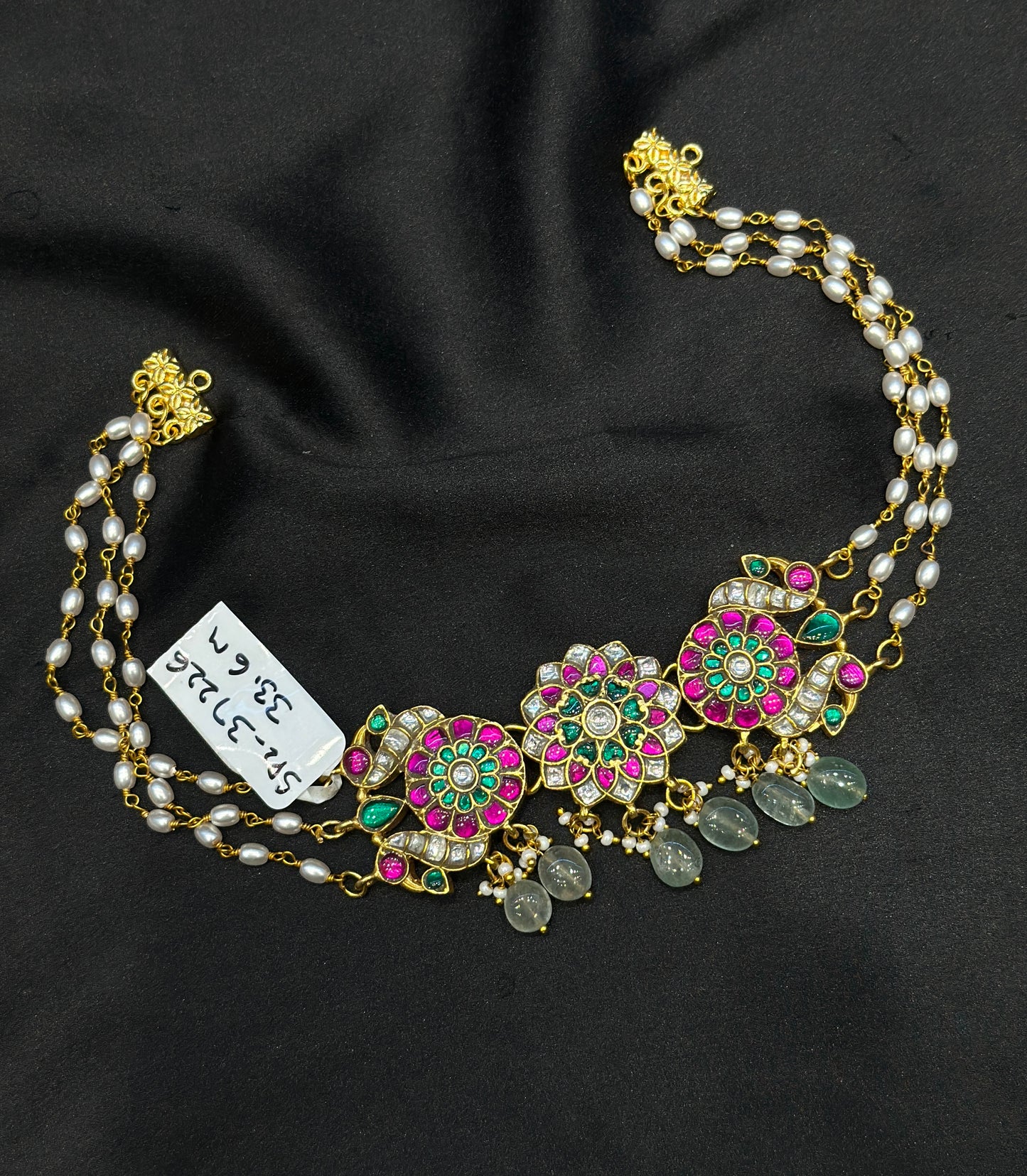 37226 Jadau choker