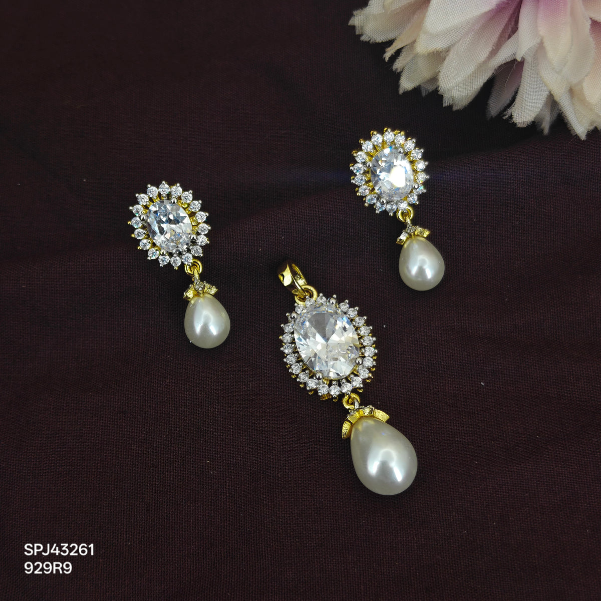43261 GJ Diamond look like oval pattern full white stone pendant set with push back earrings and with  pearl drop