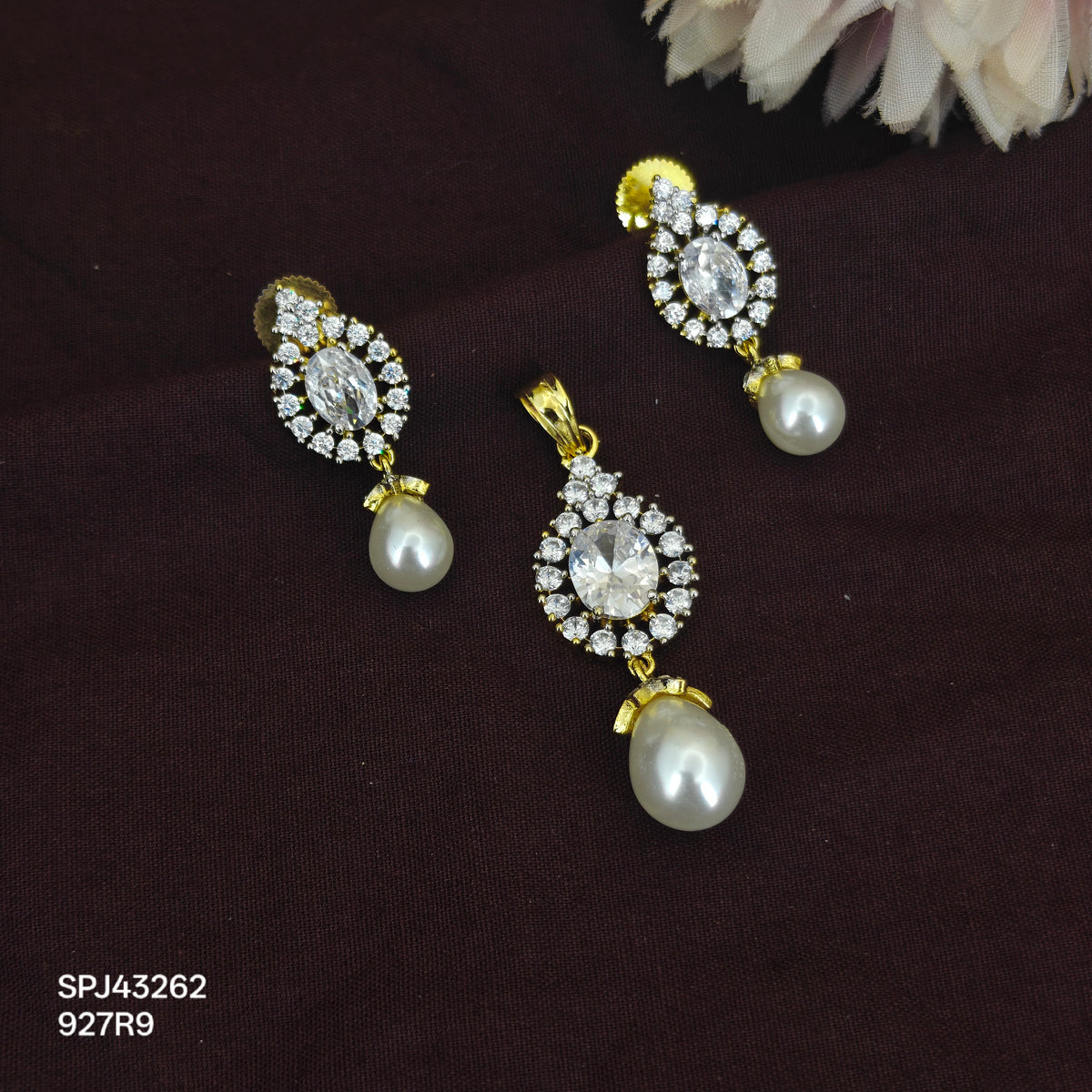 43262 GJ Diamond look full white pendant set with pearl drop and push back earrings