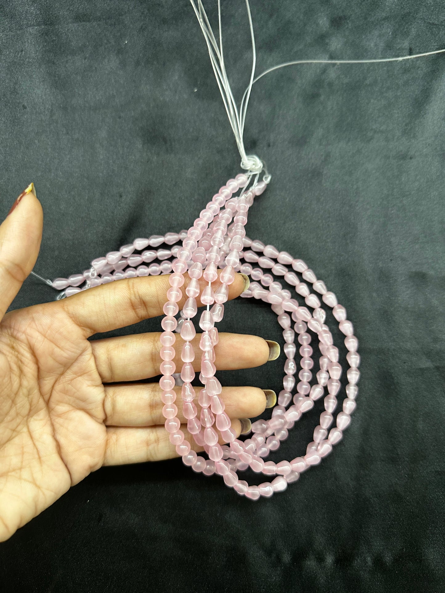 Pink drops beads per line