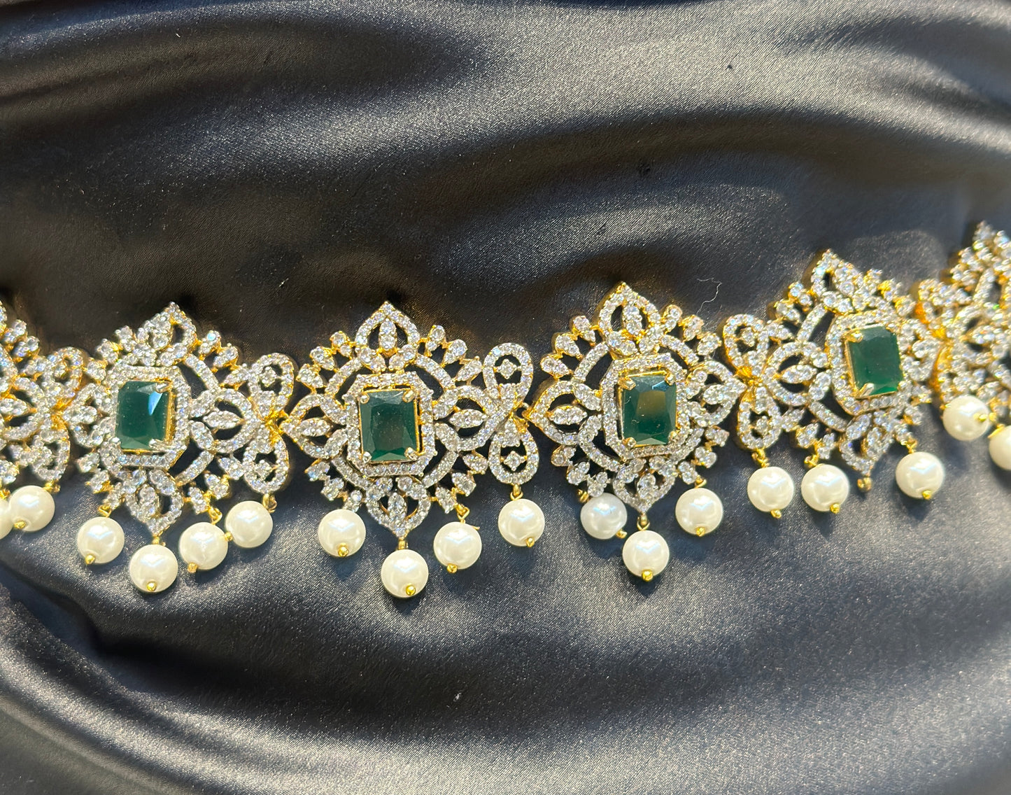 28269 Diamond look chain Vadannam