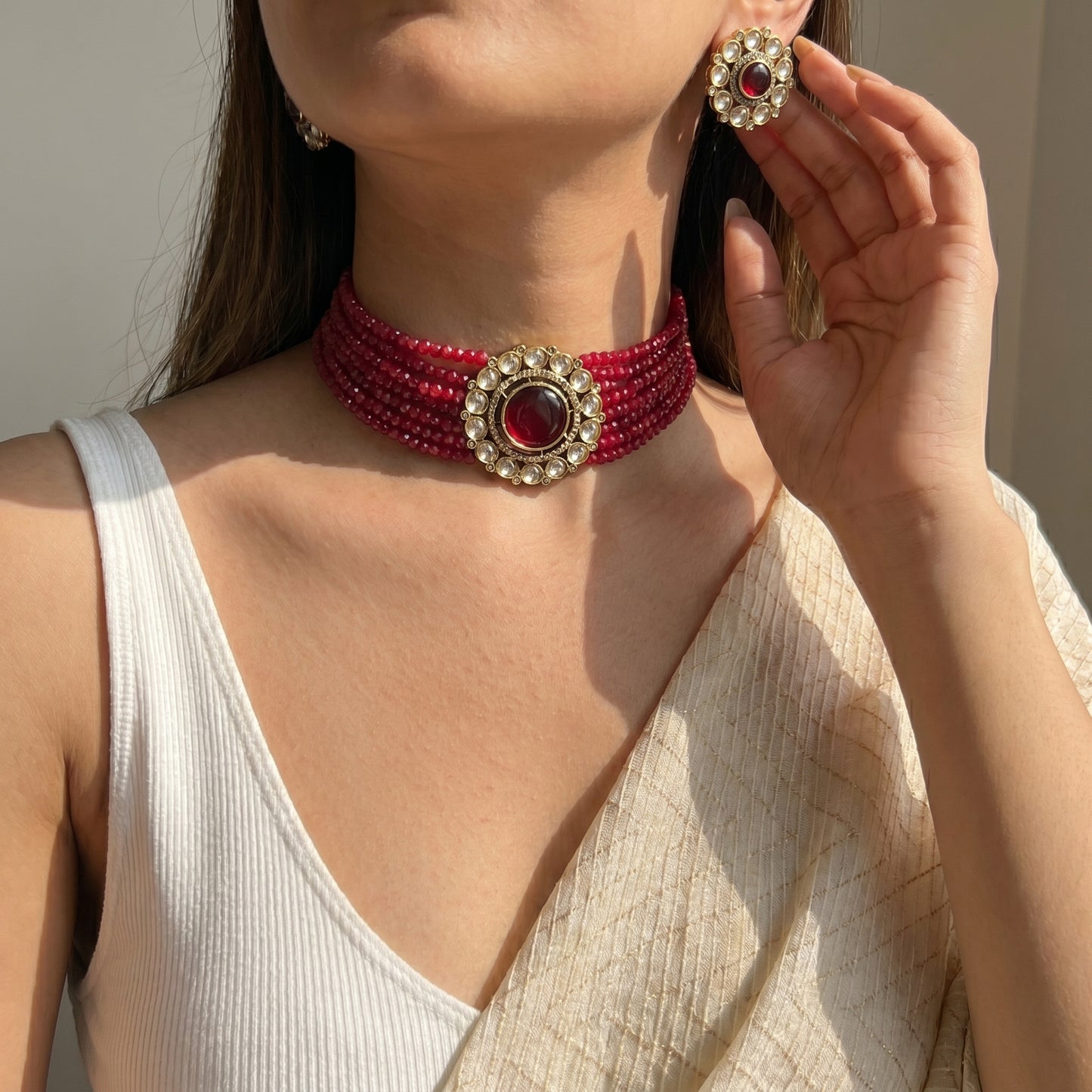 36545 Round Victorian Choker Red Beads