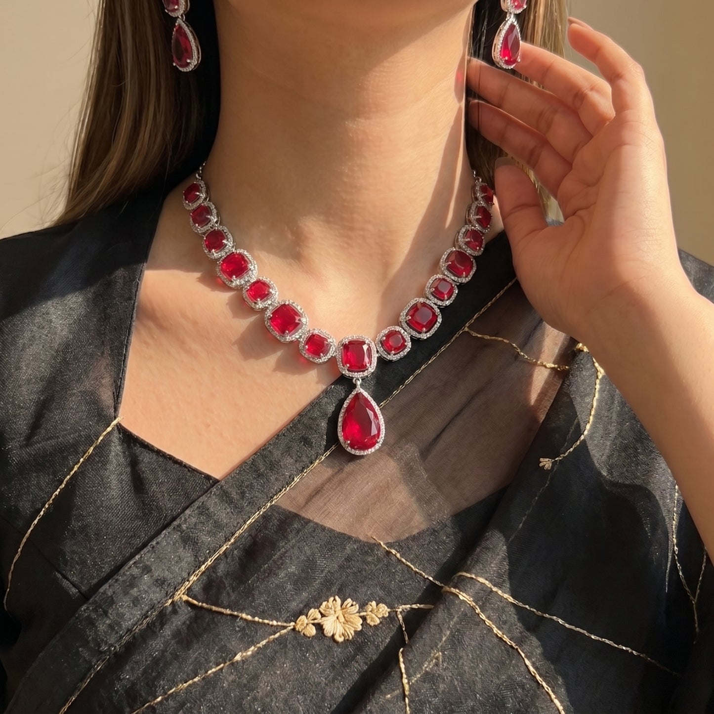37594 Platinum Necklace Set Red