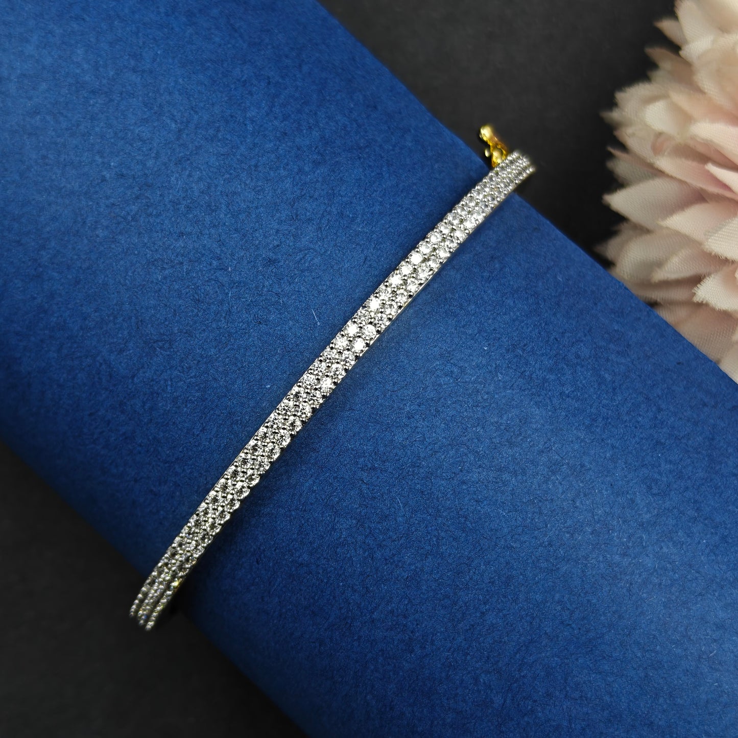 38968 / 40057 / 40321 GJ openable bracelet