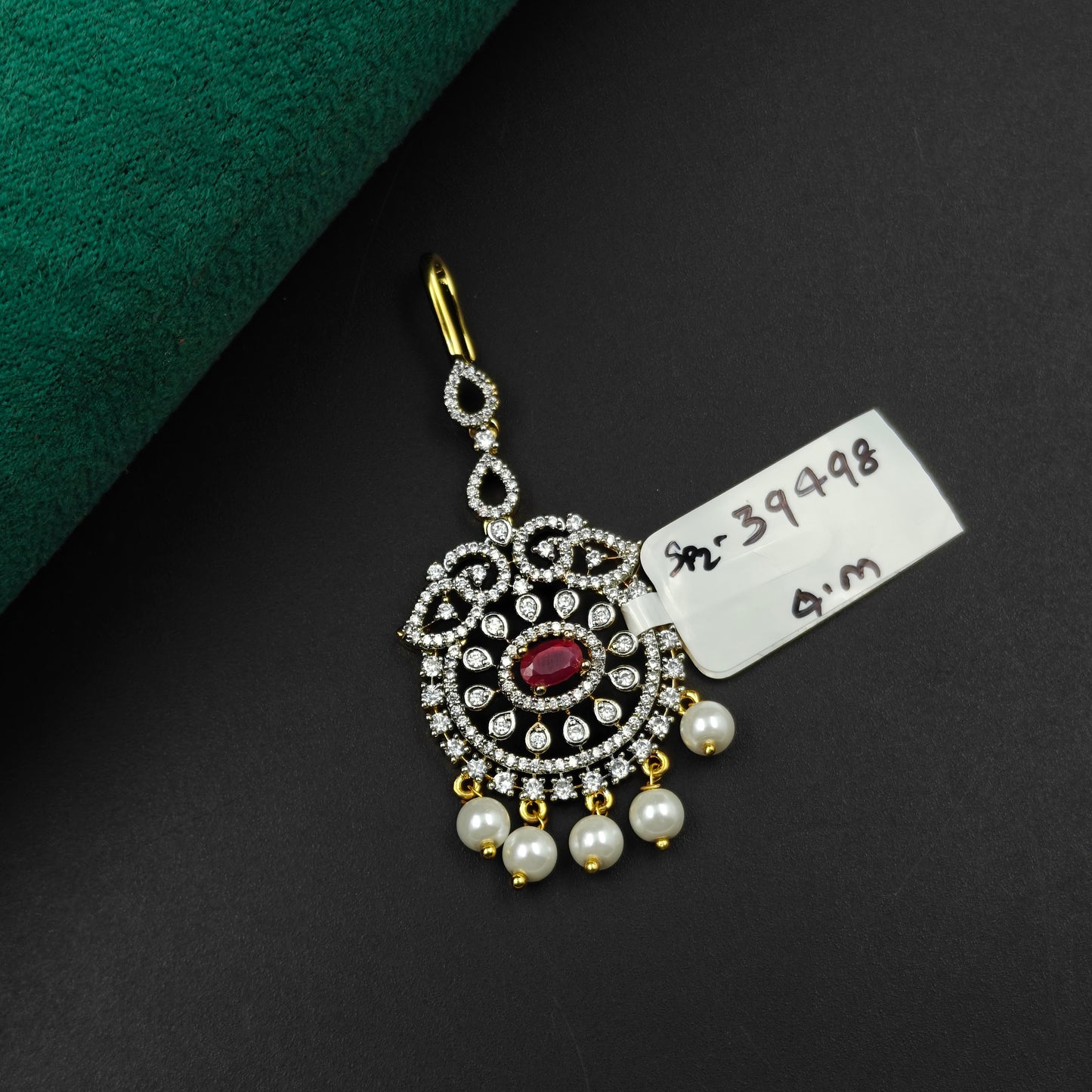 39498 GJ MaangTika Pink