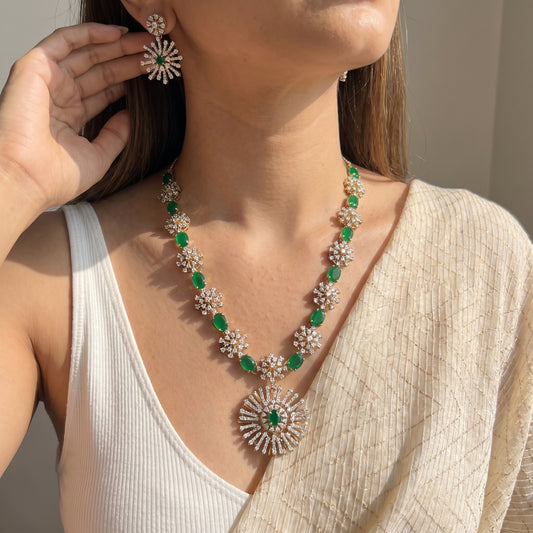 39643 Real diamond Look flower necklace with emerald stones