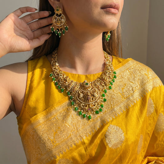 39767 CZ lakshmi short necklace with screw back!!