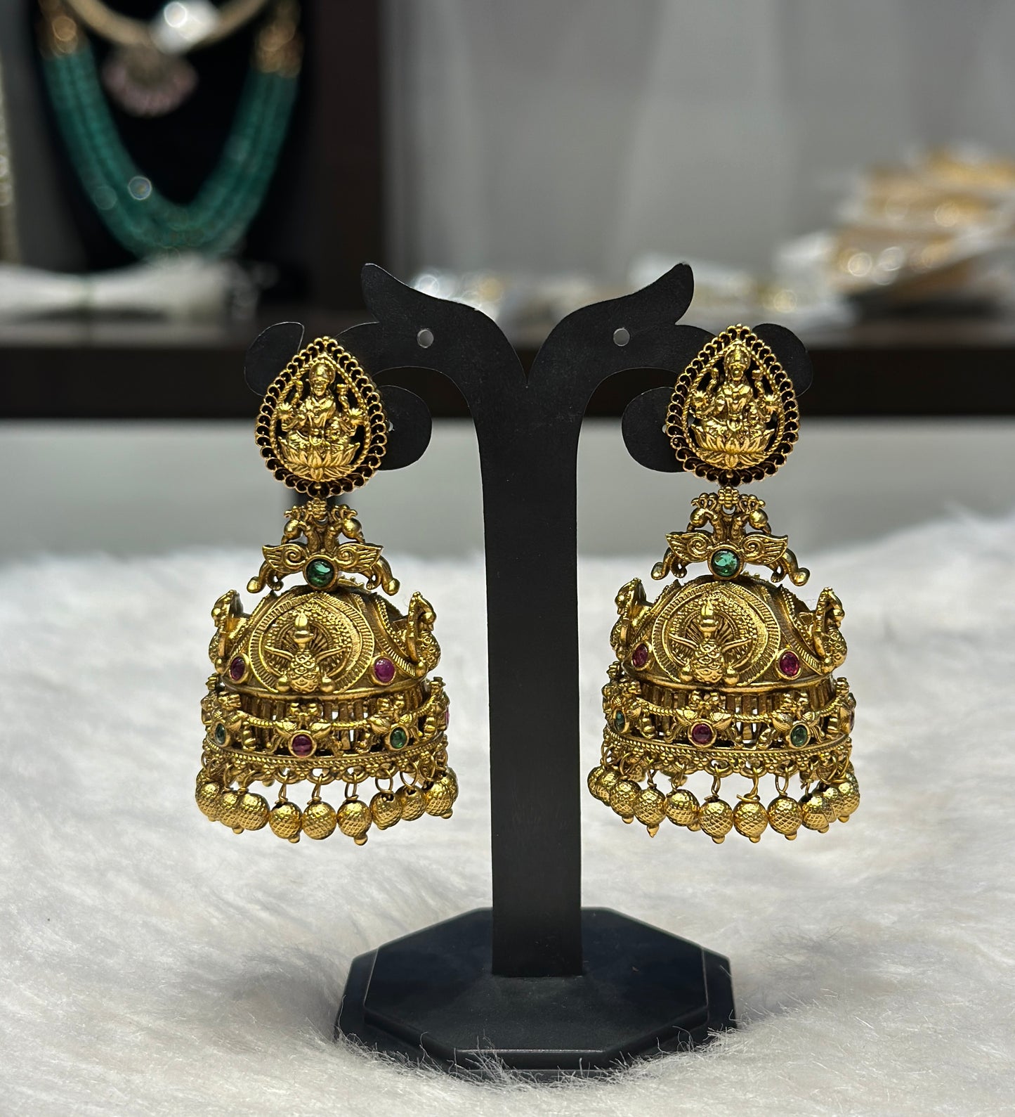 Nakshi jhumki