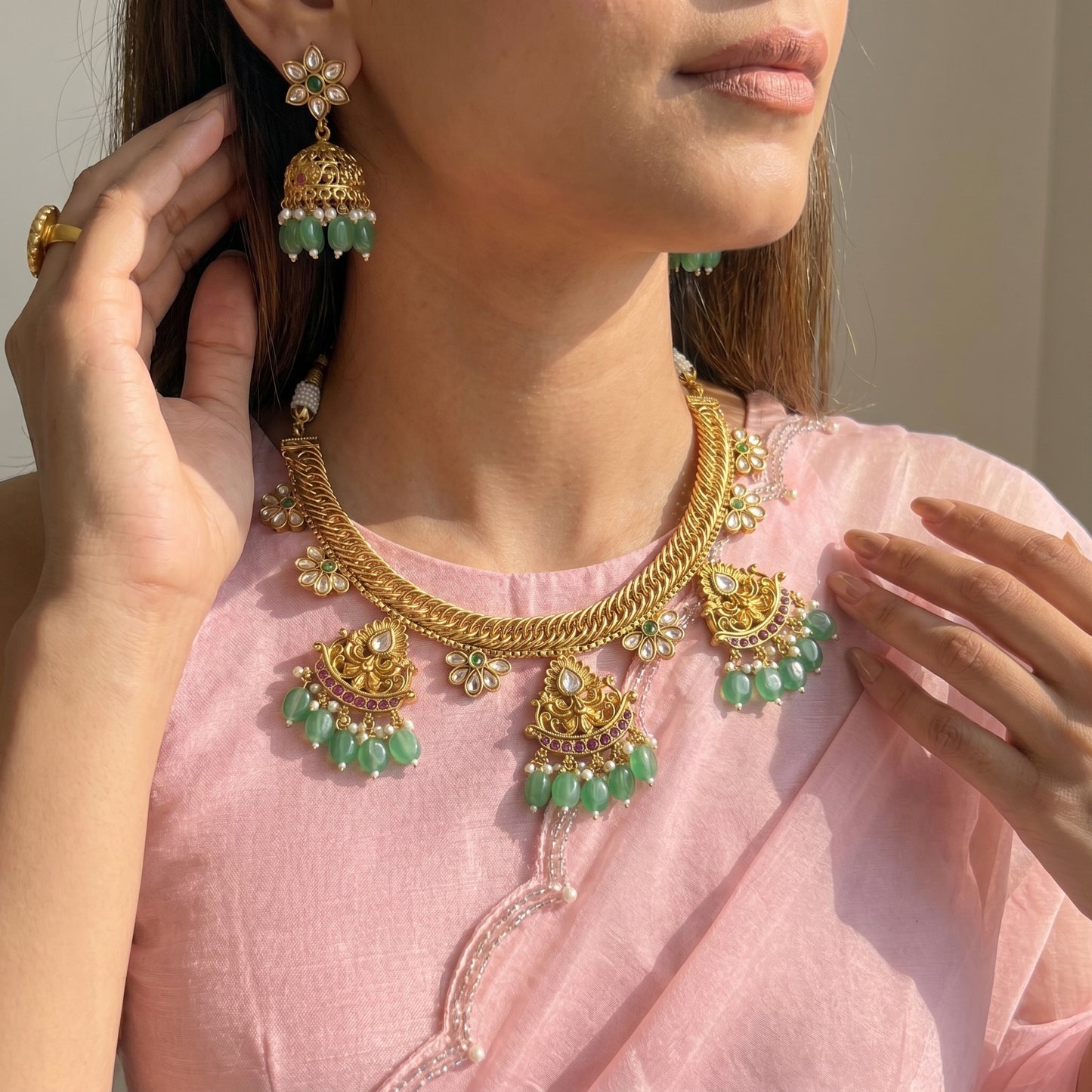 40207 Kundan floral jalebi necklace with jhumka and monalisa beads