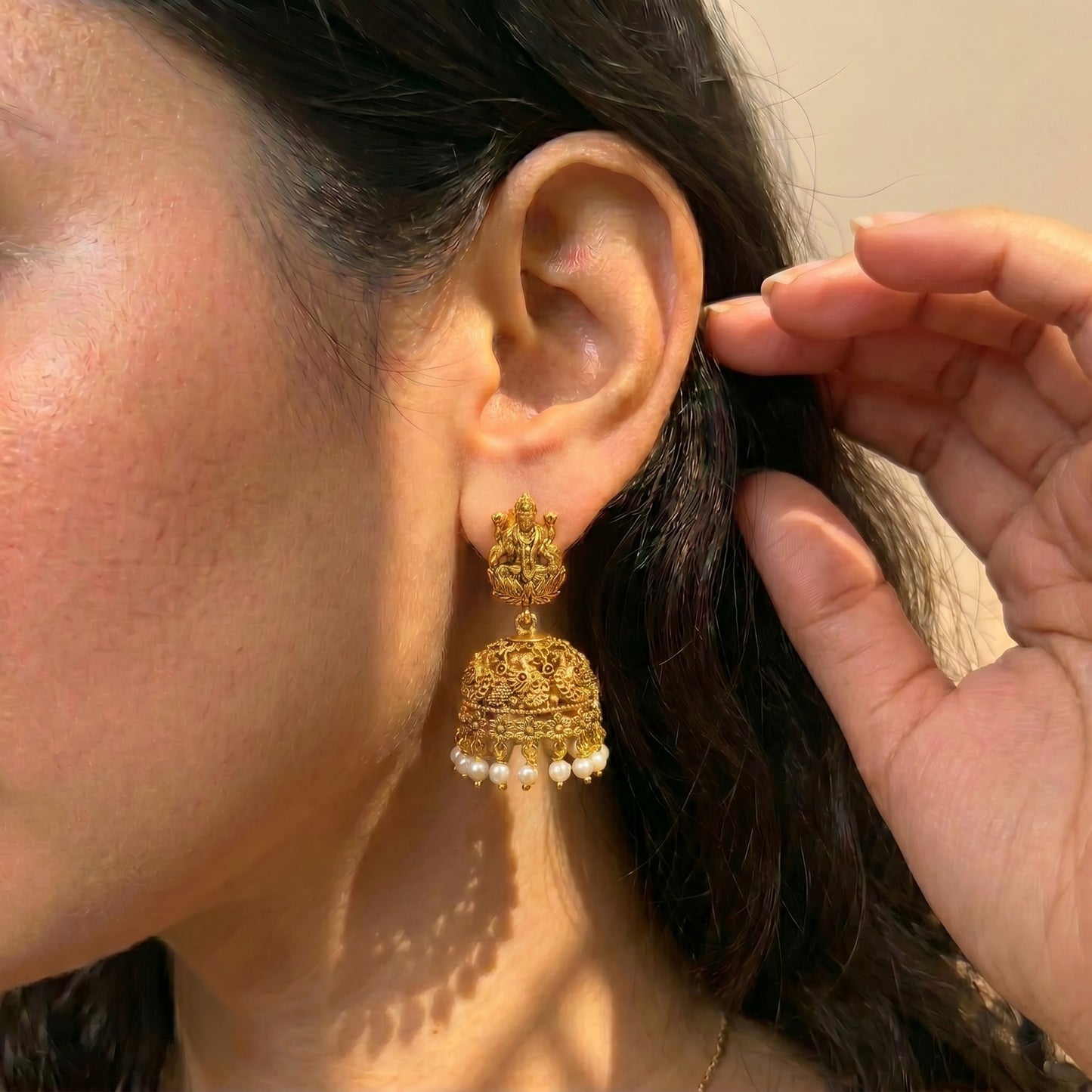 40443 matte jhumka with screw back