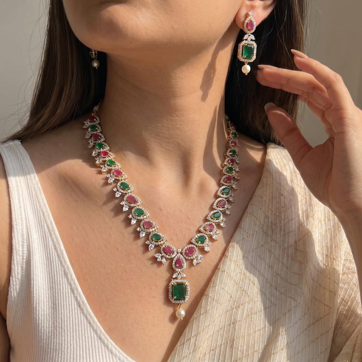 Diamond look multicolor simple necklace