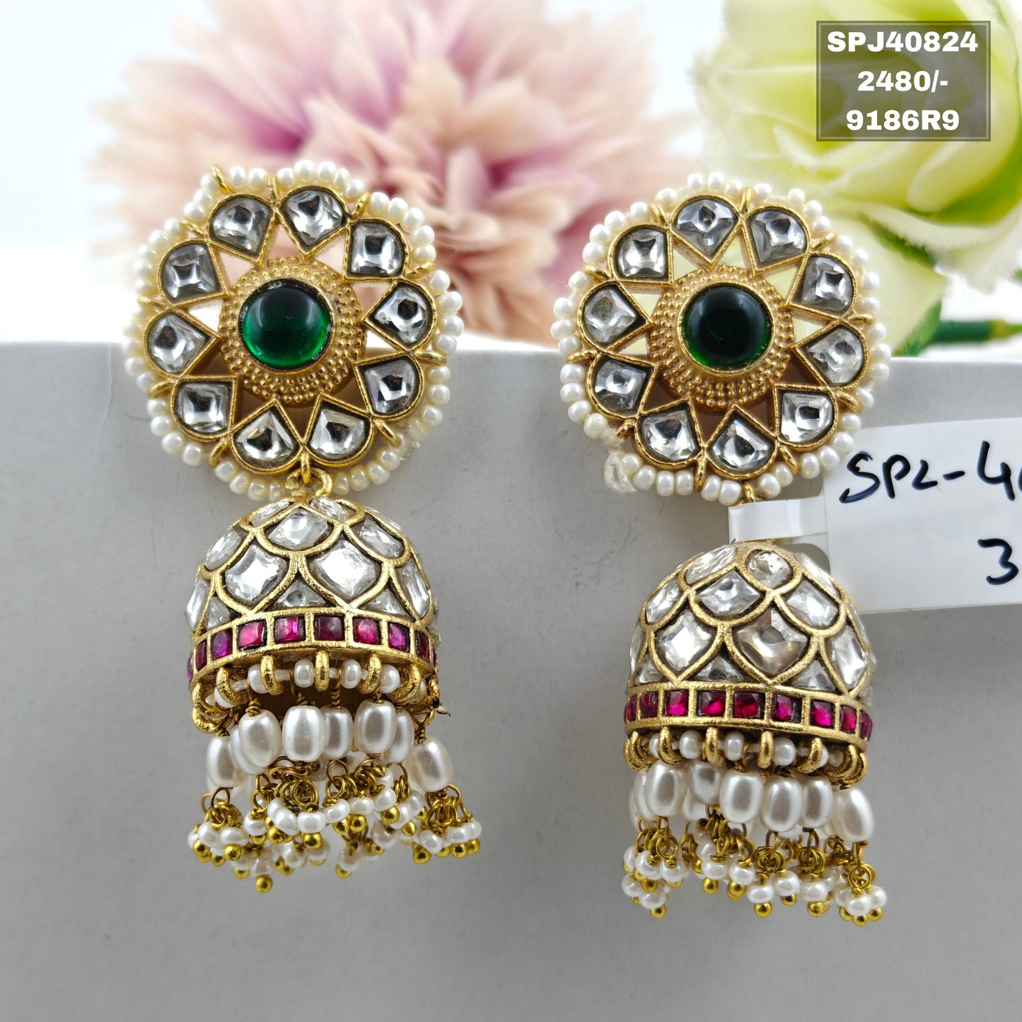 40824 Jadau White Jhumki