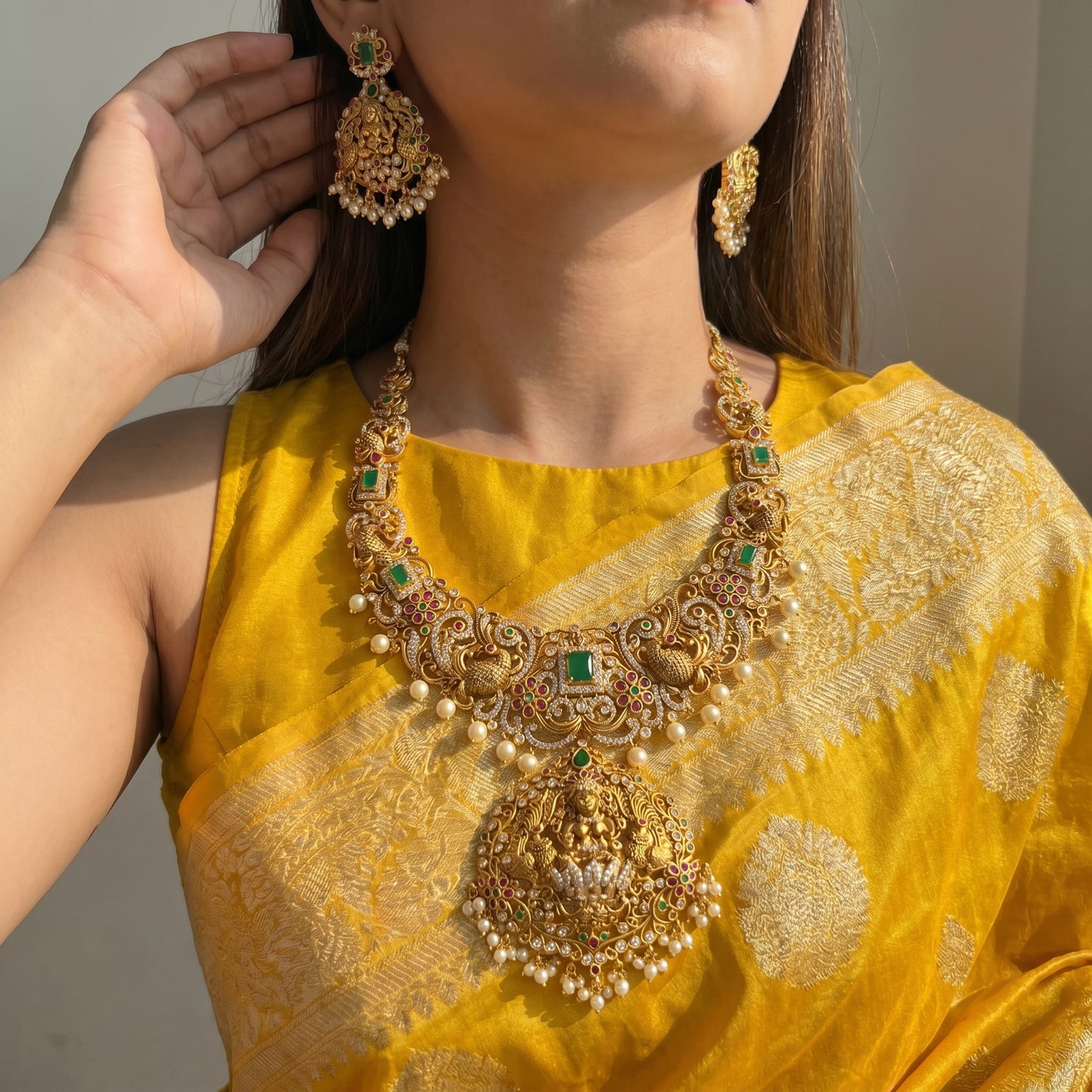 41383 Nakshi Laxmi Peacock Short Necklace