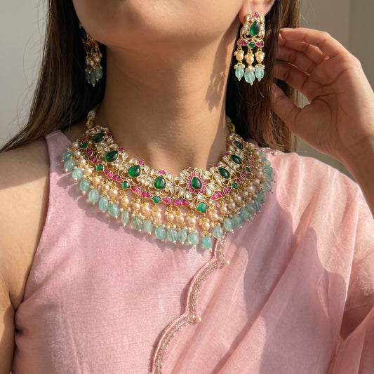 41535 Jadau Short Necklace Set With Earrings