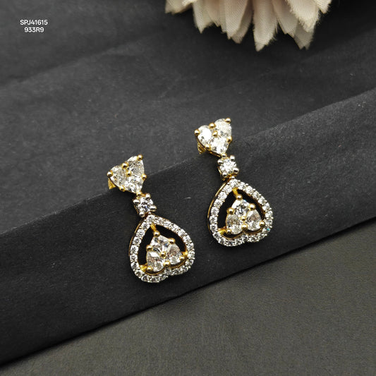 41615 GJ Heart Shape Studs