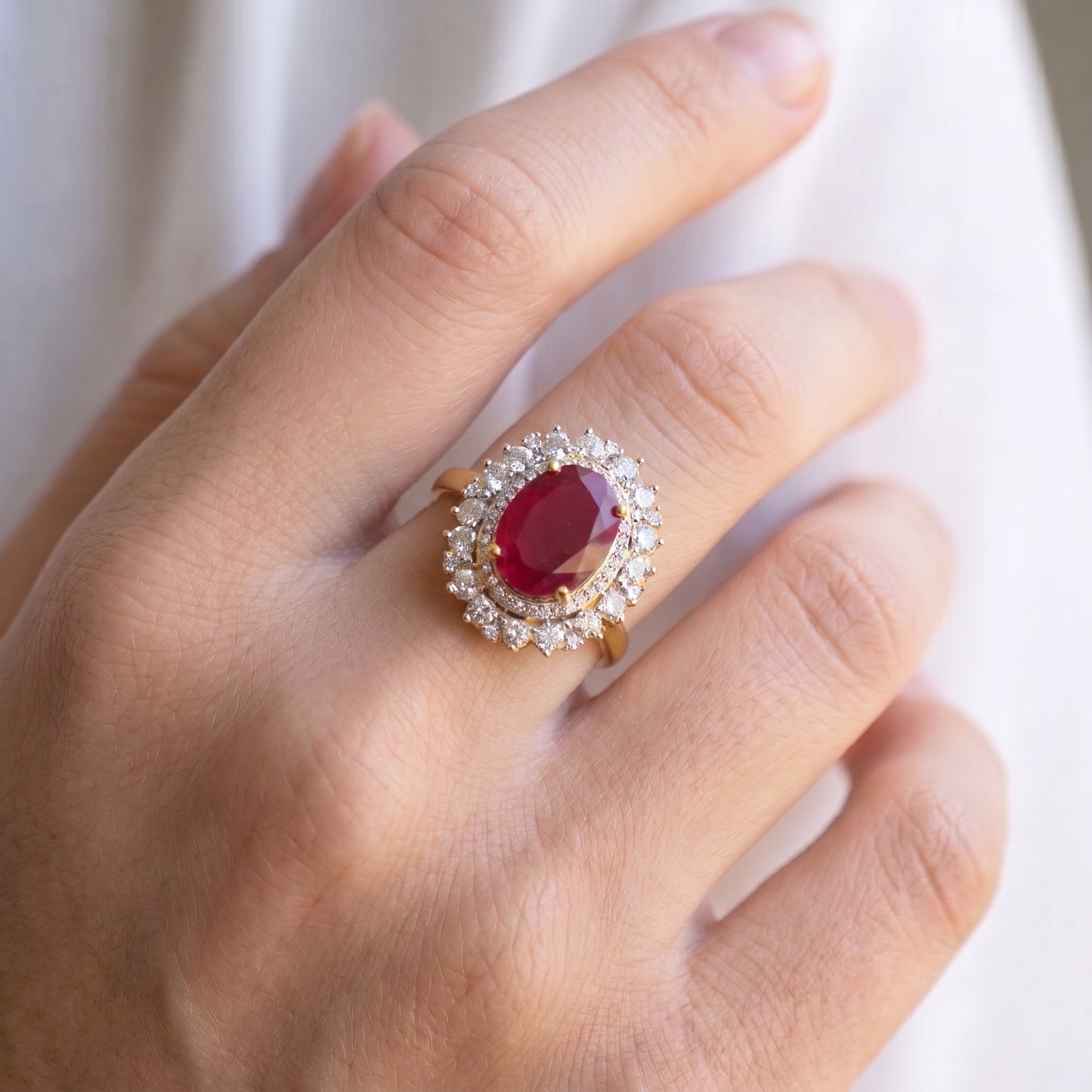 41733 GJ Big Finger Ring Red