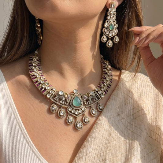 Victorian mint green mozonite necklace with heavy earrings