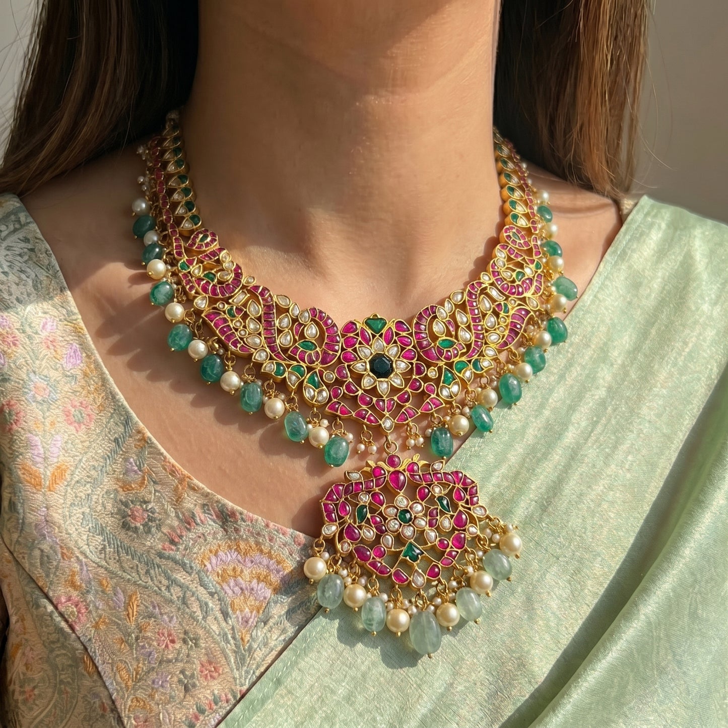 41894 Jadau double peacock short necklace