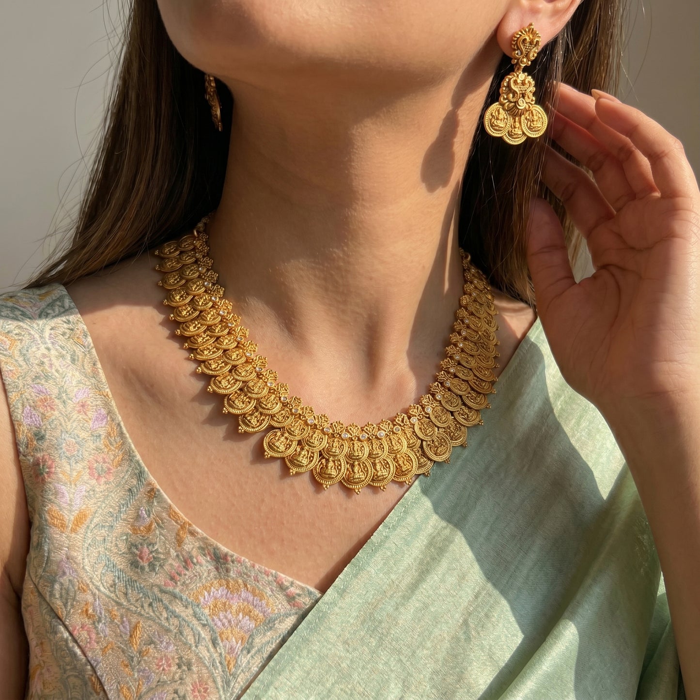 41918 Nakshi Laxmi Double Kasulu Short Necklace Set With Screw Back Earrings