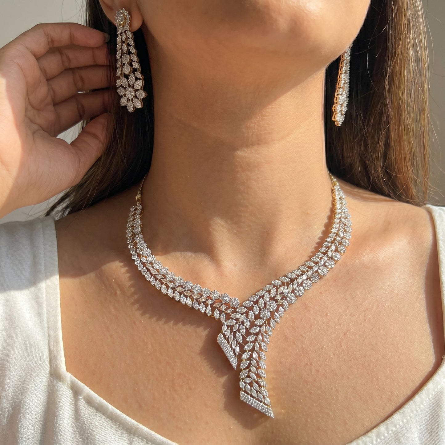 Real diamond look necklace