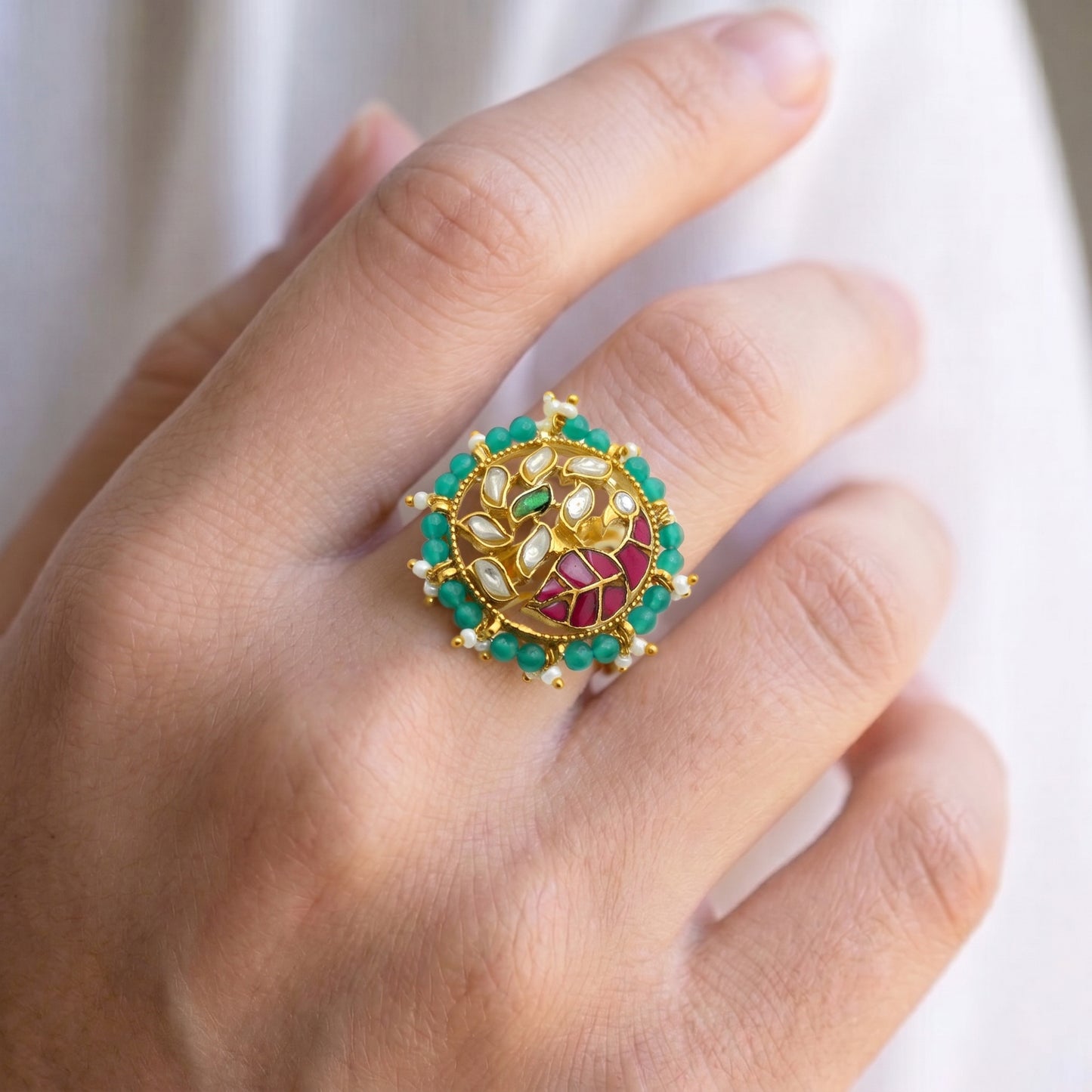 Jadau Finger Ring