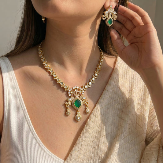 Victorian Moissanite Green Stone Necklace Short