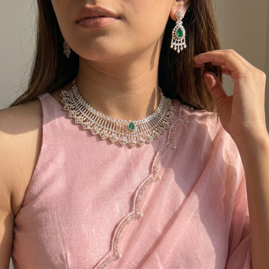 42236 GJ Broad Green Necklace
