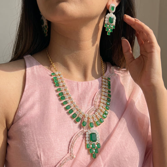 42238 GJ Green Short Necklace Set With Earrings