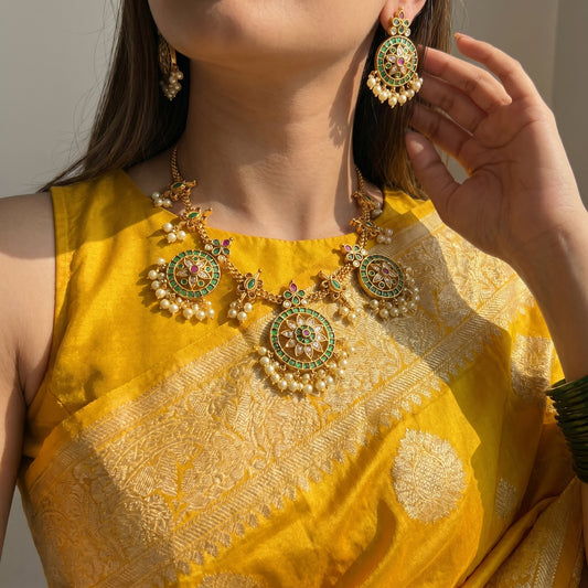 42309 Pota Stone Short Necklace Set Green With Push Back Earrings