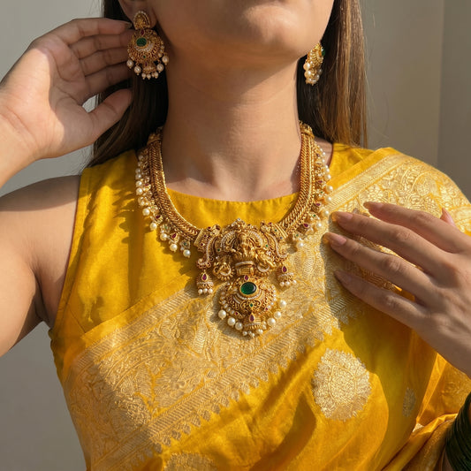 42350 Nakshi Laxmi Antique Jalebi Short Necklace Set With Screw Back Earrings