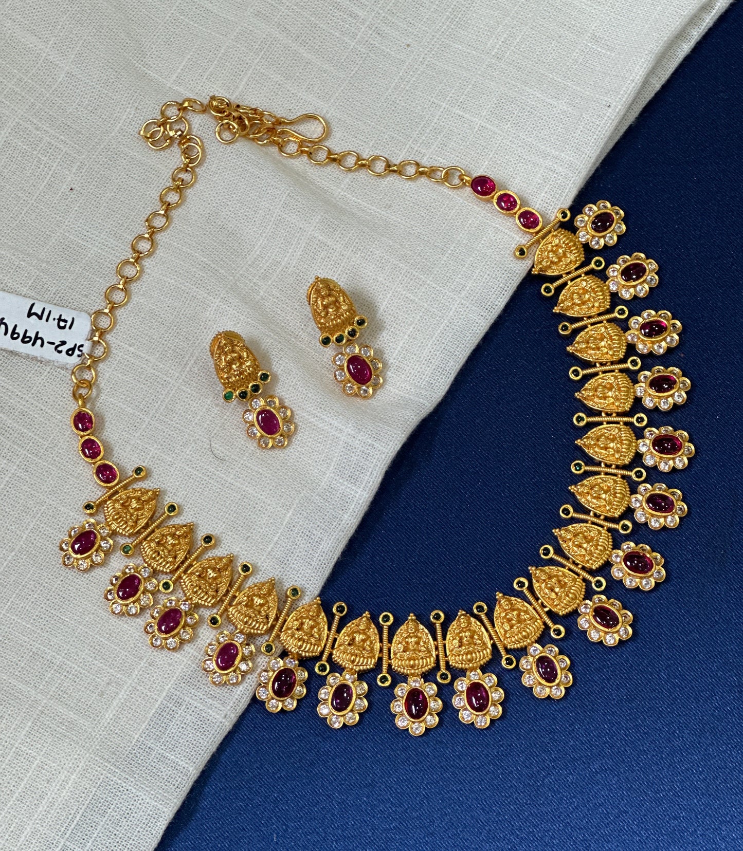 4994 Laxmi flower necklace