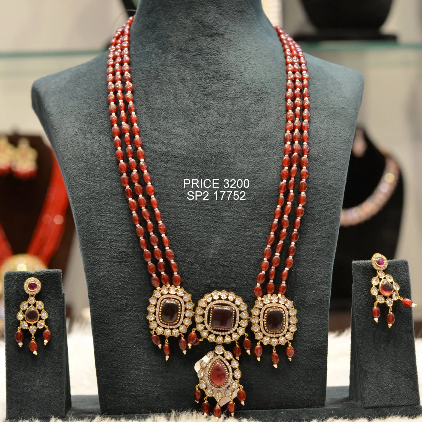 Victorian Ranihaar with duplet stone