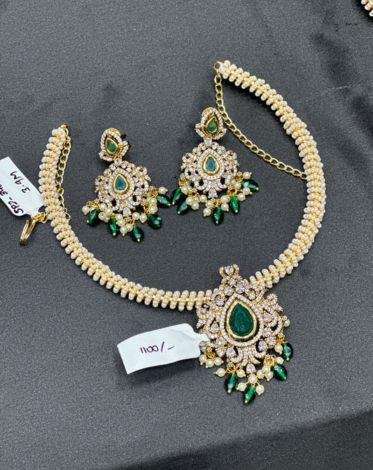 Victorian pendant set with dori 32008