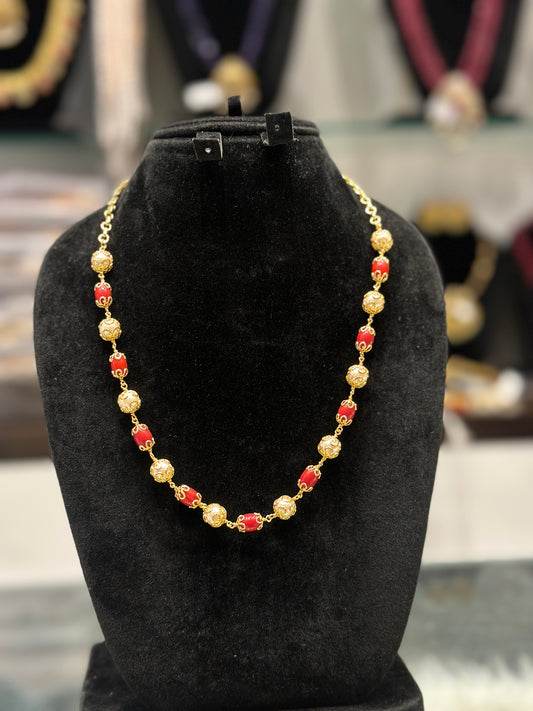 28452 Coral and pearl mala