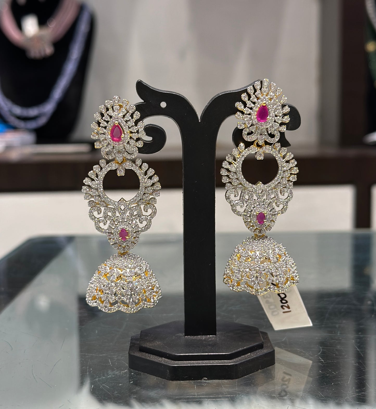 37826 3 in 1 Diamond look screwback jhumki