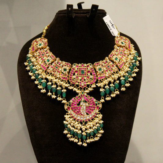 34001 Jadau necklace with russian beads