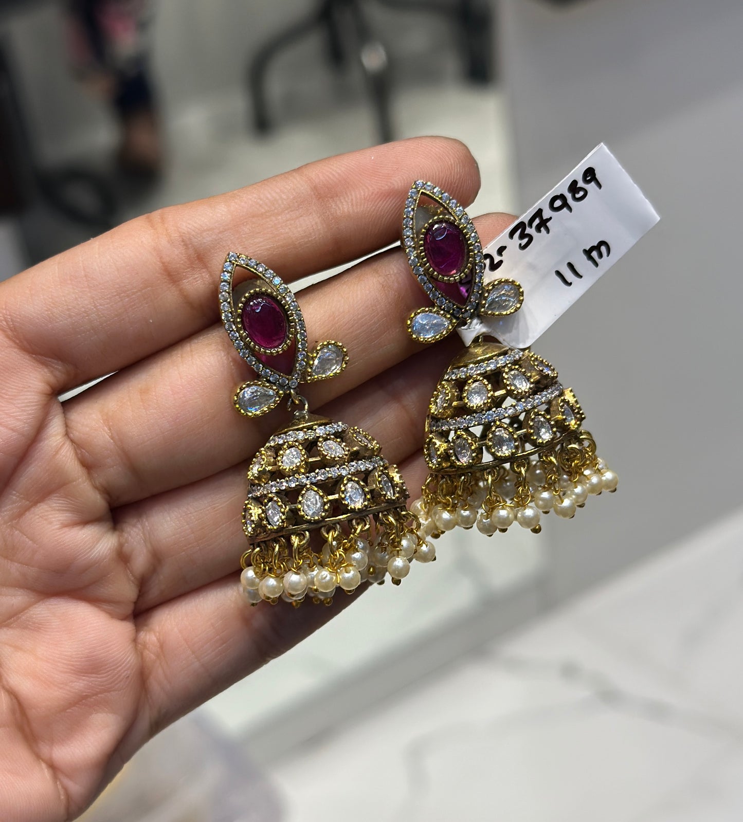 37989 Victorian jhumki