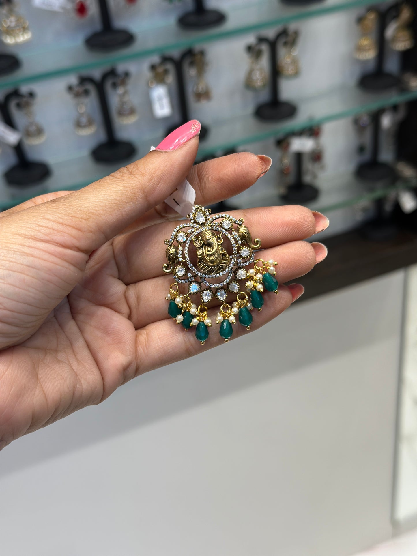 38244 Ganesha locket