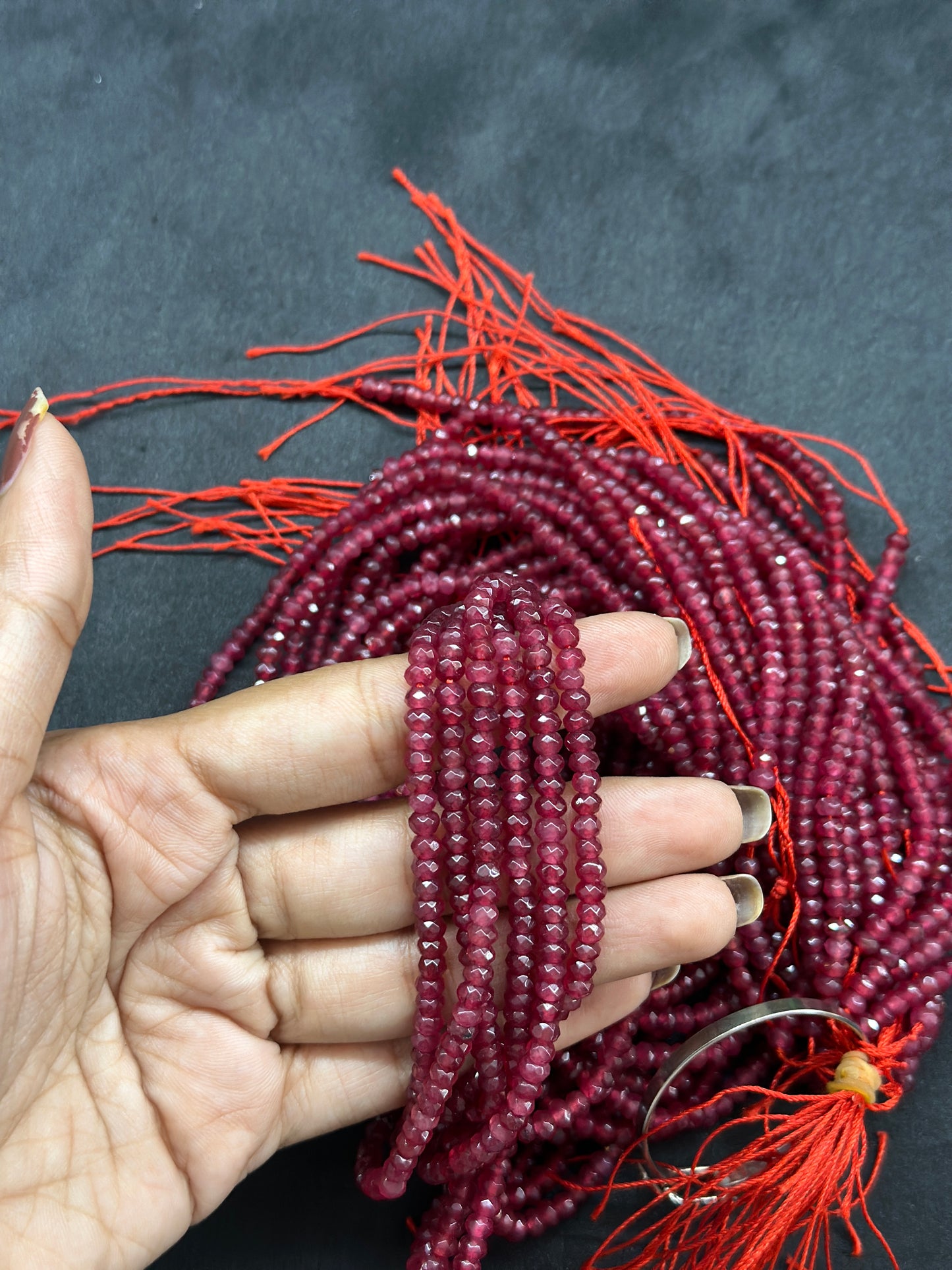 Maroon onex beads per line