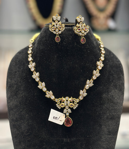 27391 Victorian Necklace ruby