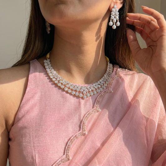 Diamond look necklace