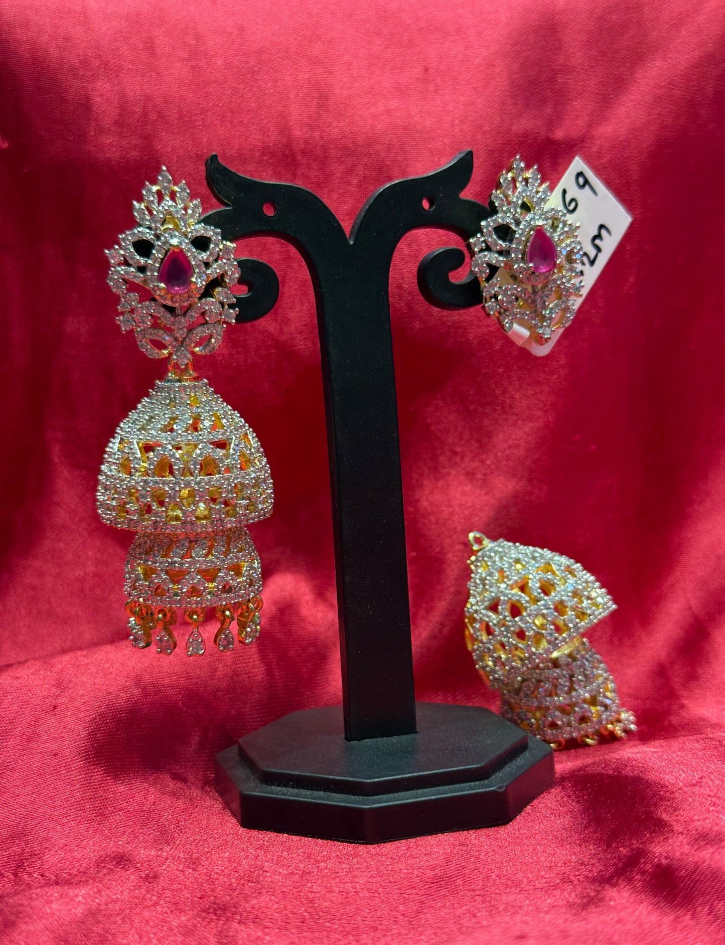 39769 Real Diamond Look screwback detachable Jhumka