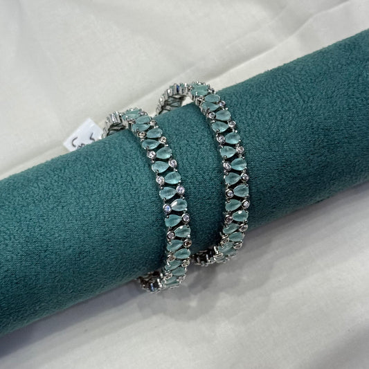 36687 silver mint green stone bangles