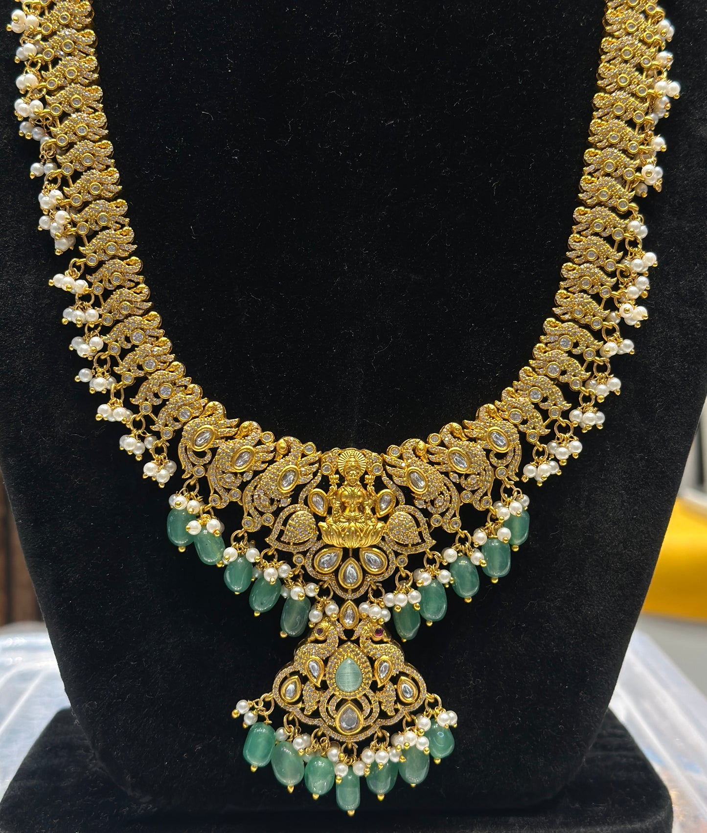 33576 Laxmi necklace