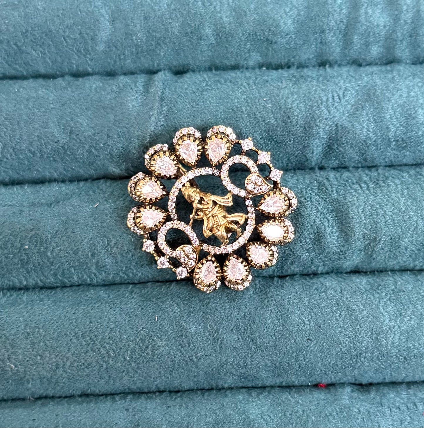 38346 Krishna pendant